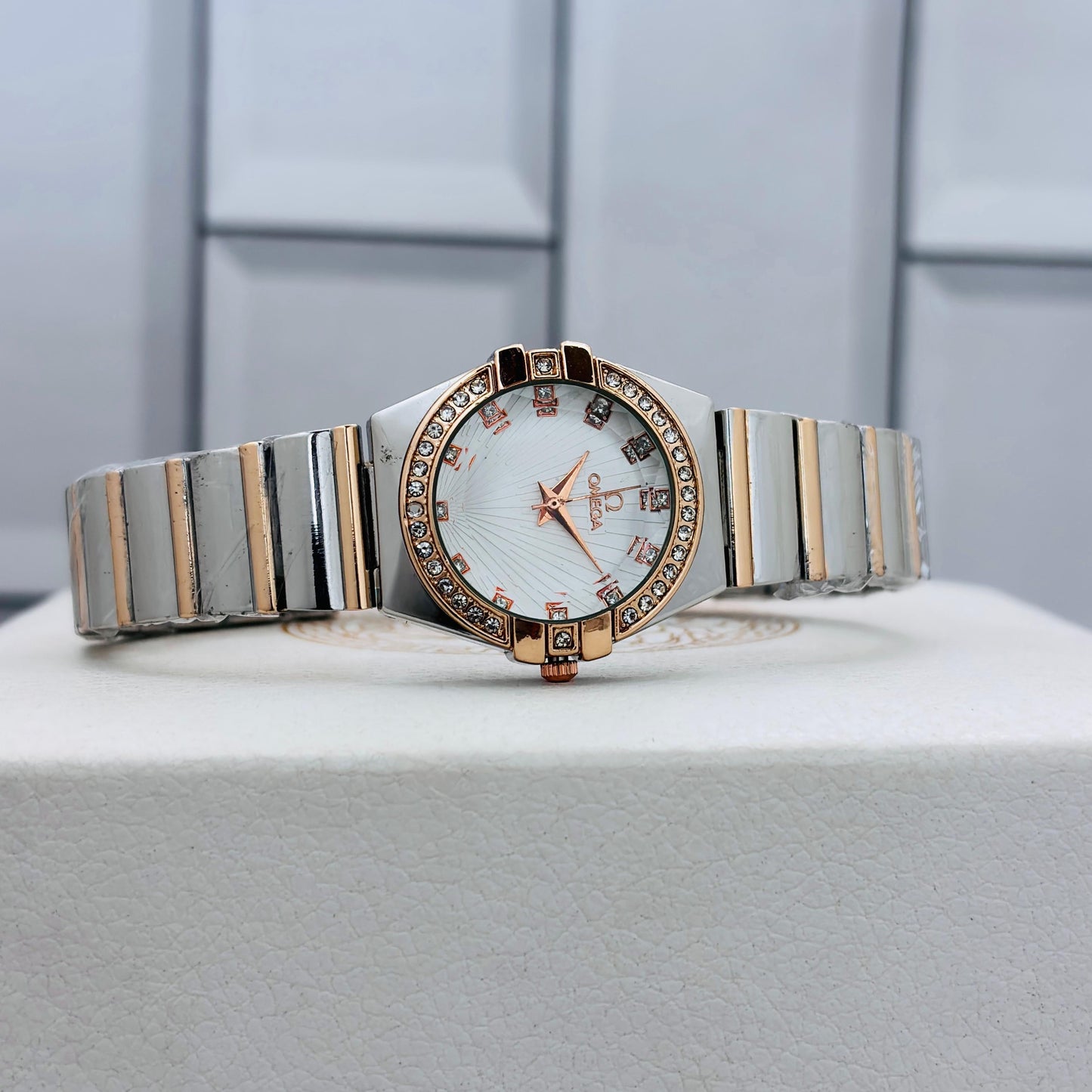 OMEGA SMALL DIAL WOMEN’S